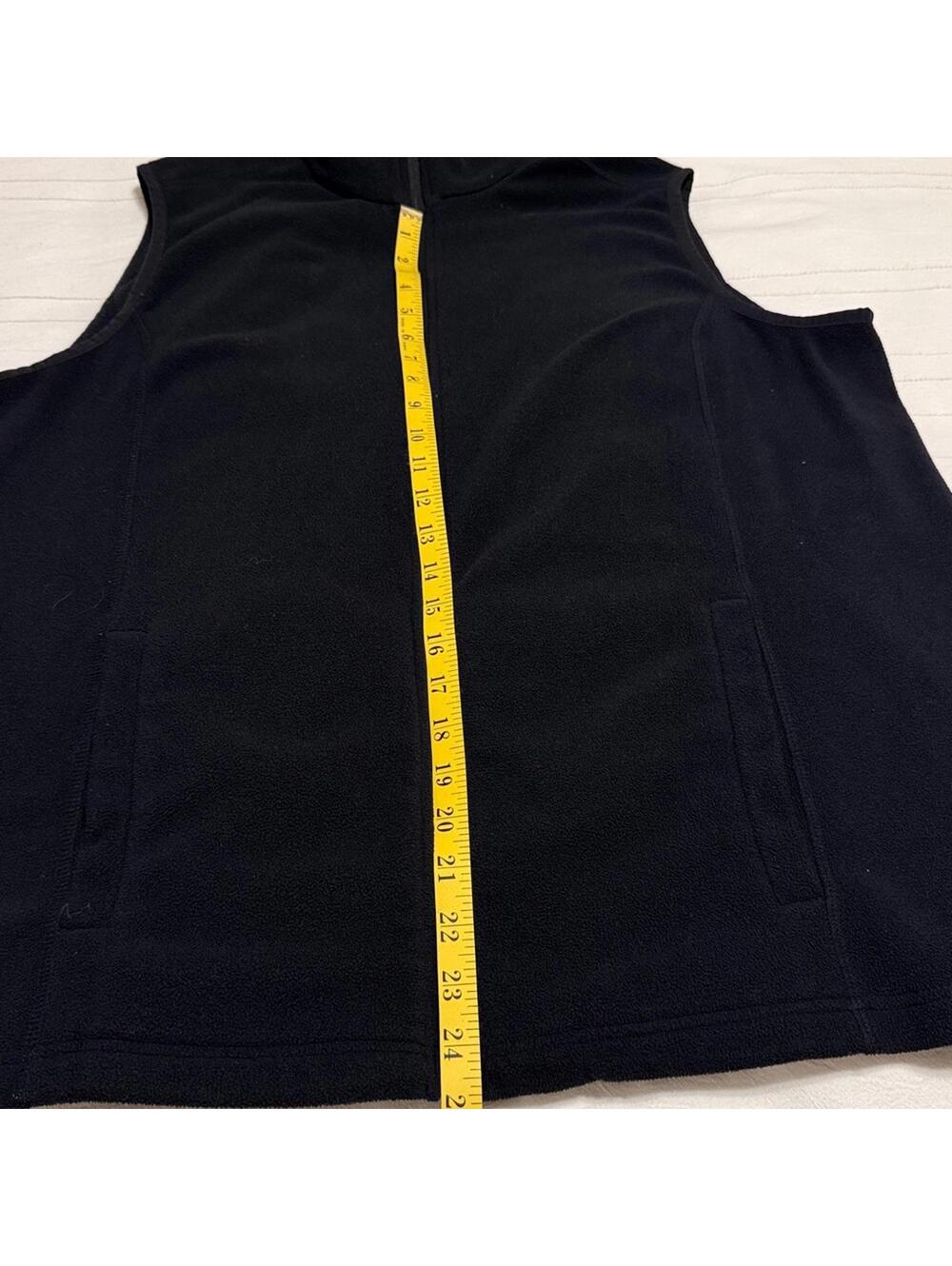 Lands' End‎ Black Vest - Picture 5 of 5